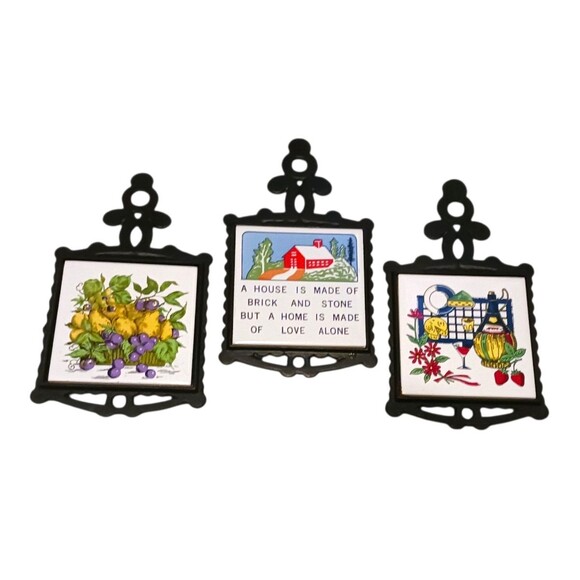 VTG Set of 3 Ceramic Tile Cast Iron Hot Plate Trivets / Wall Hangings TAIWAN - Picture 1 of 3